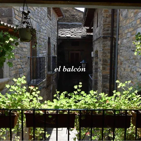 Casa Dueso بيت ضيافة